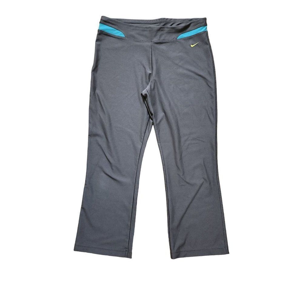 Nike Fit Dry Athletic Yoga Cropped Pants